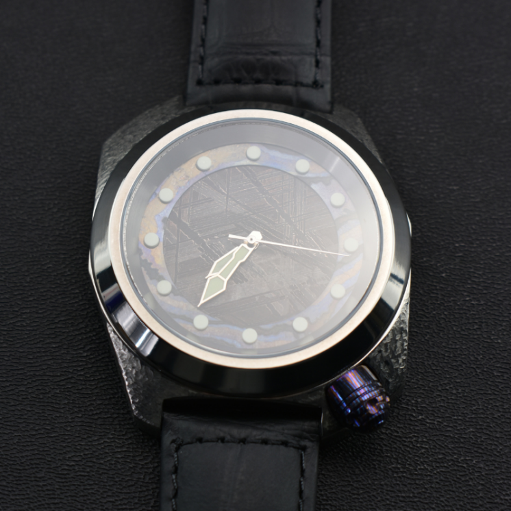 Titane automatic - Pièce unique
