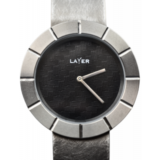 Montre titane et carbone pièce unique