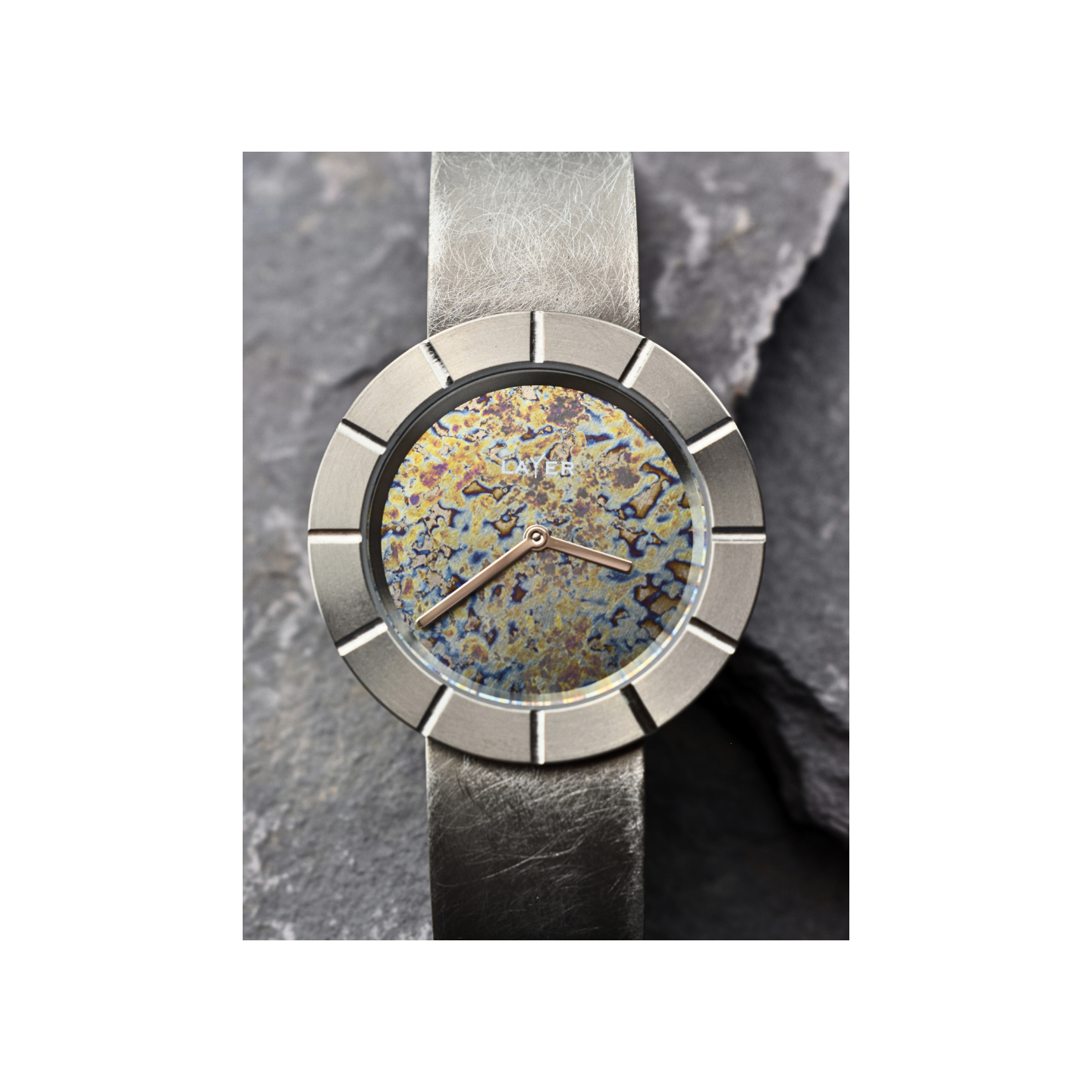 Montre full titane pièce unique