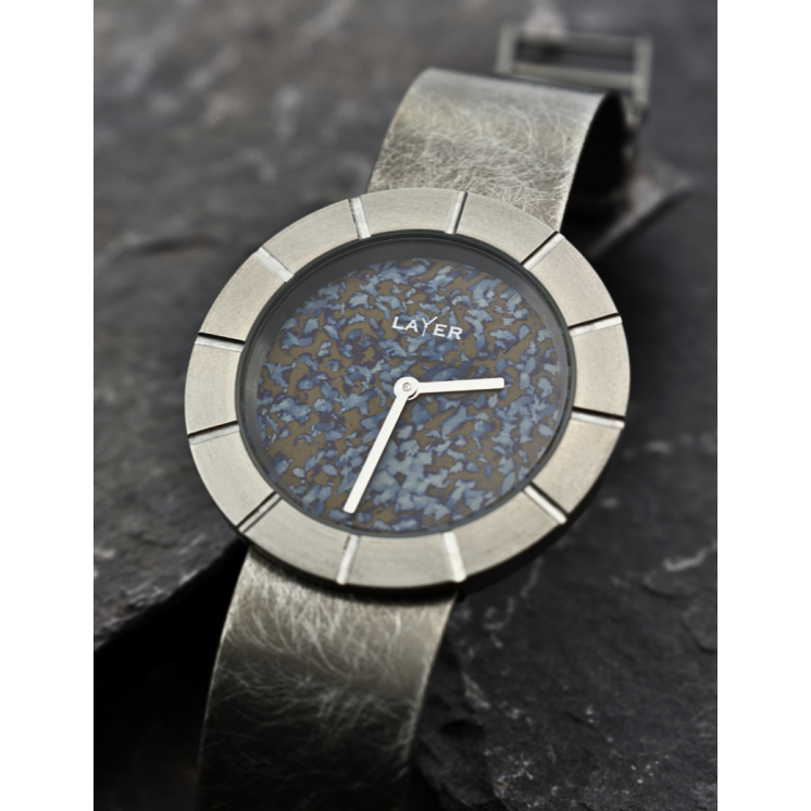 Montre full titane pièce unique