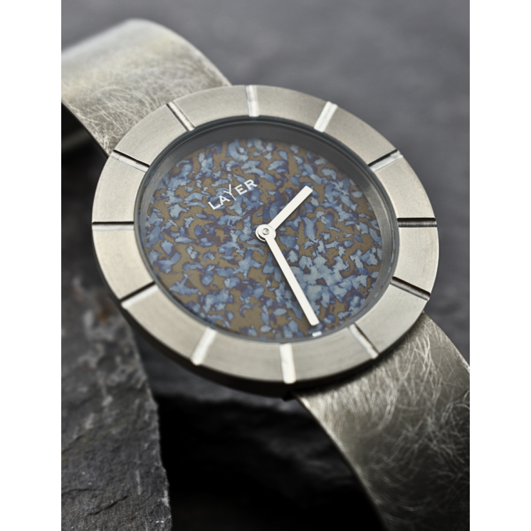 Montre full titane pièce unique